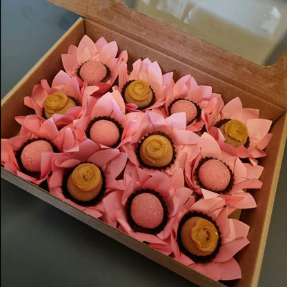 Box of brigadeiros in bloom