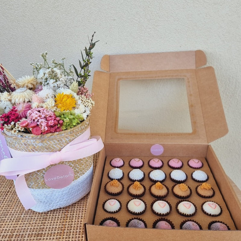 Basket Pack with Brigadeiros